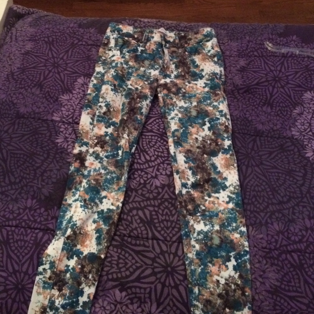 BCBG Patterned Pants